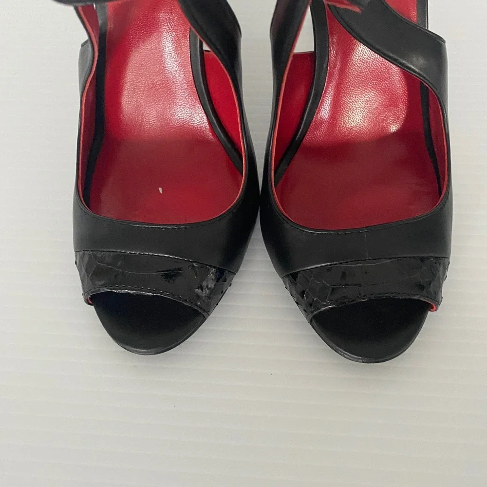 Charles‎ Jourdan Paris Beth Black Snakeskin Stiletto Peep Toe Heels Sandals 7.5